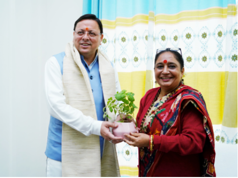 मुख्यमंत्री श्री पुष्कर सिंह धामी ने विधानसभा गैरसैंण ( भराड़ीसैंण) में विधानसभा अध्यक्ष श्रीमती रितु खंडूड़ी भूषण से शिष्टाचार भेंट की।